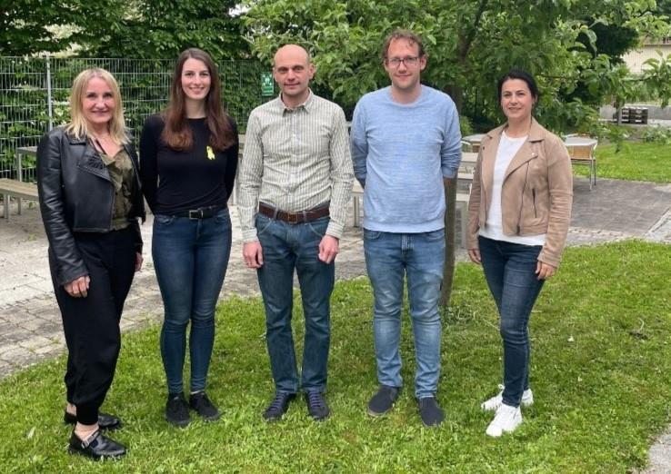 Vorstandschaft, Geschäftsführung und Referenten am Rande der Veranstaltung.