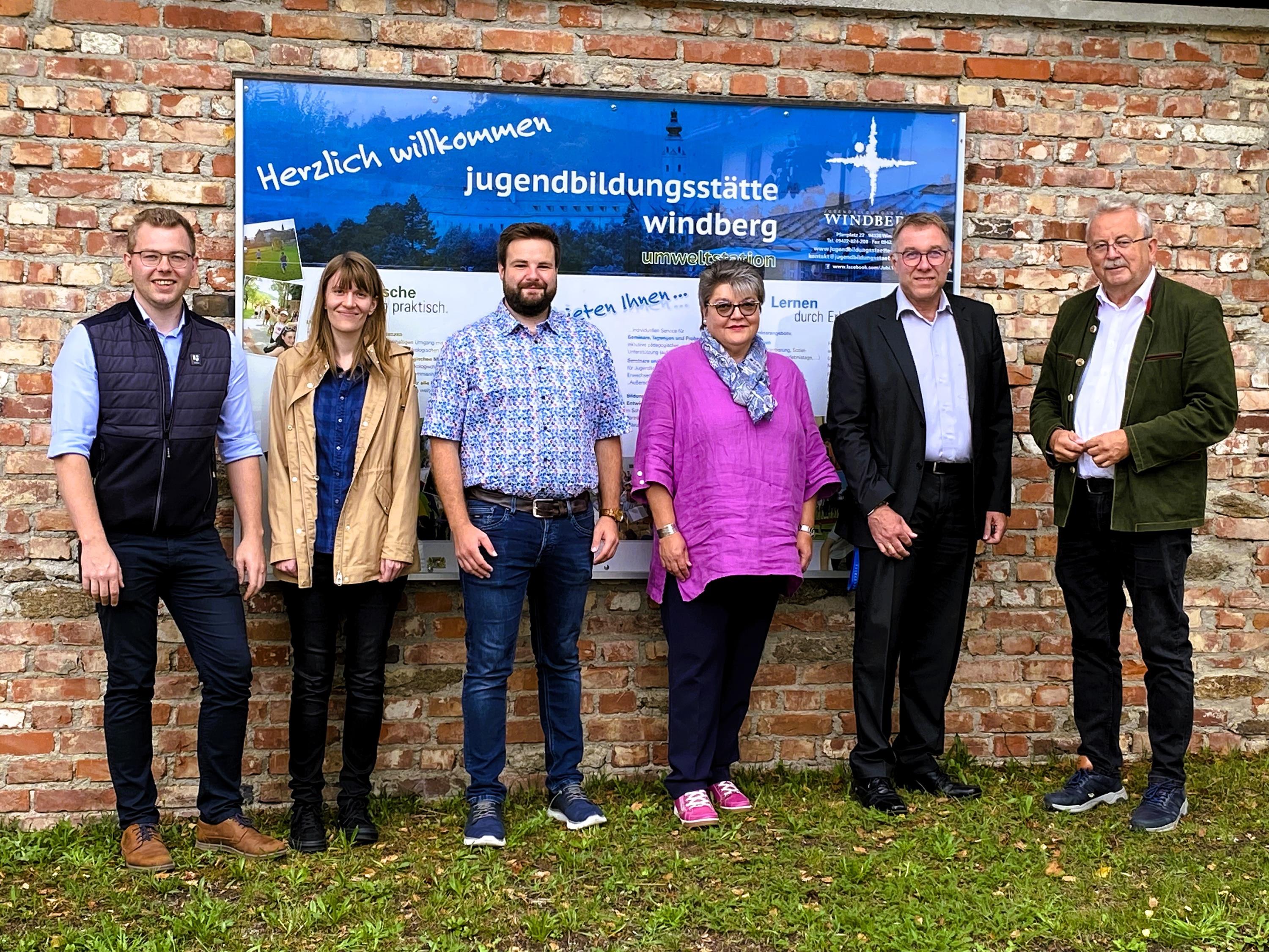 Gruppenfoto nach dem Besuch in der Jugendbildungsstätte Windberg