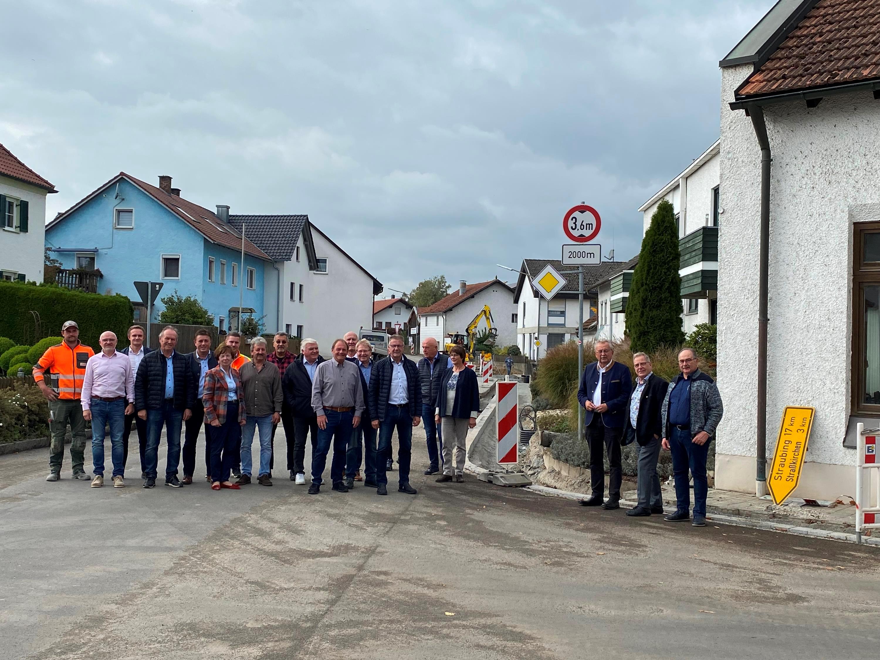 Die Mitglieder des Bauausschusses beim Gruppenfoto