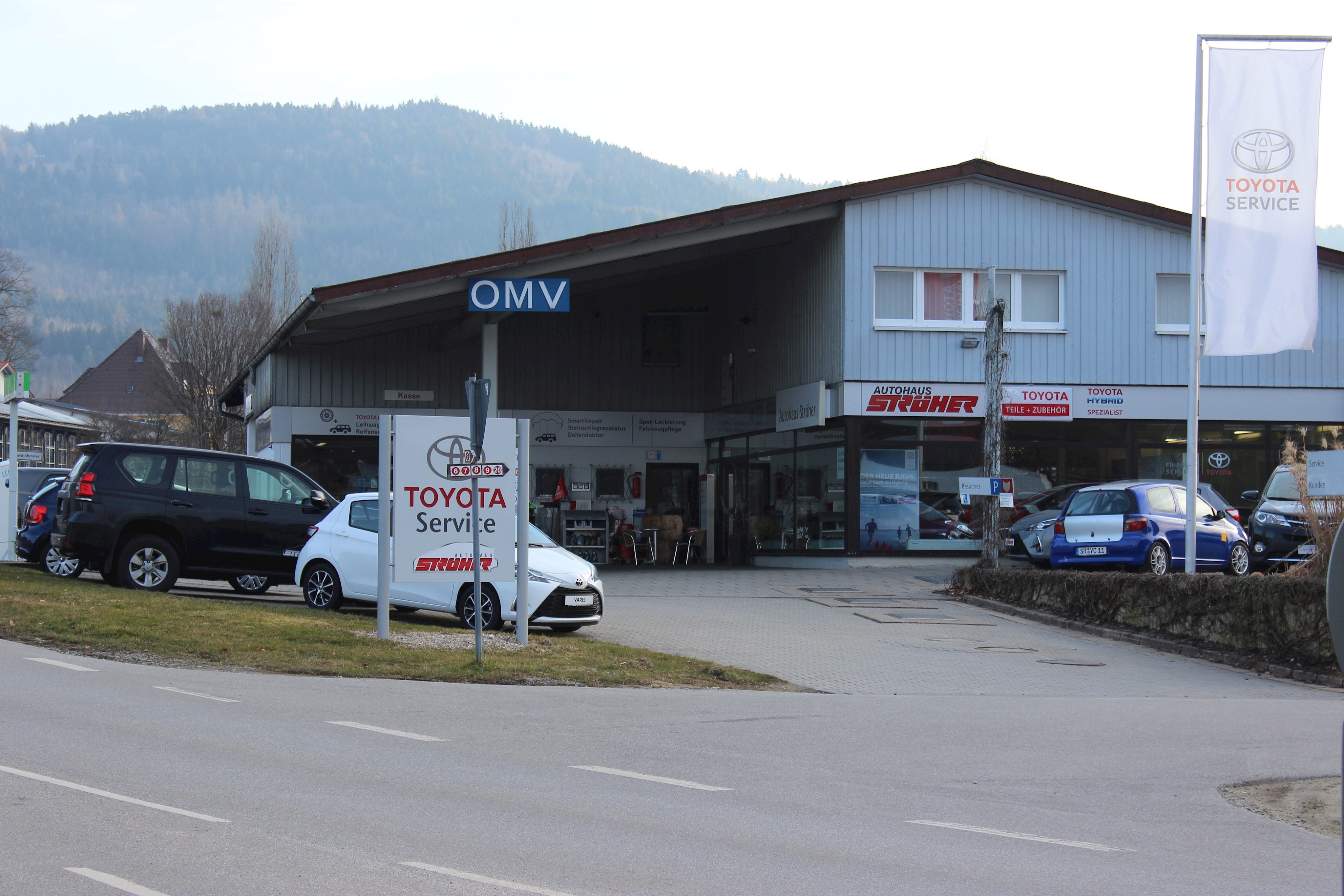 Betriebsgebäude Autohaus Ströher