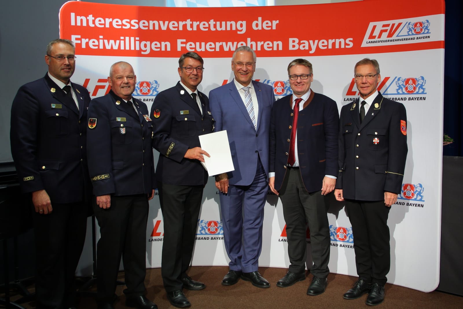 Höchste bayerische Auszeichnung im Feuerwehrwesen 
